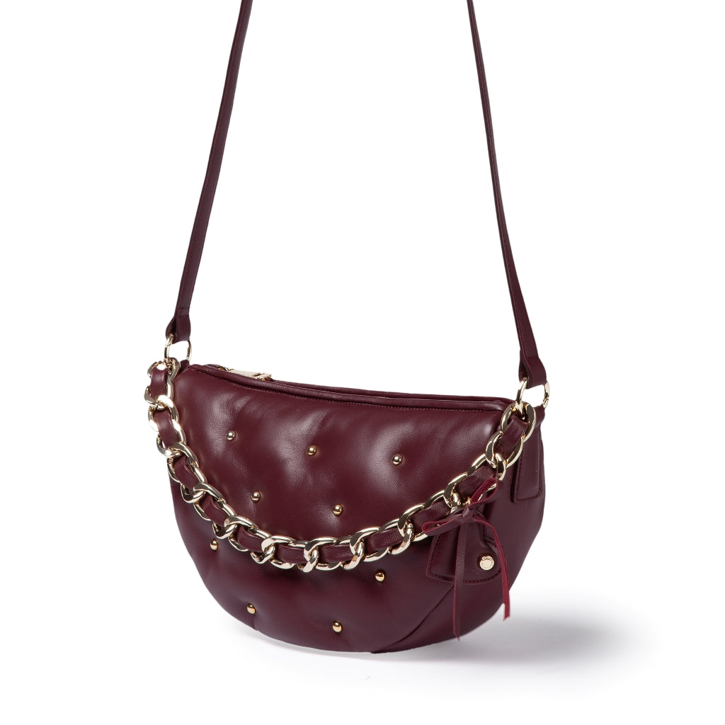 Marika purse in soft nappa with chain shoulder strap and leather sleeve