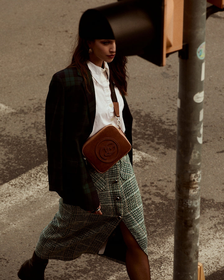 Grace woven elongated bag in braided calfskin