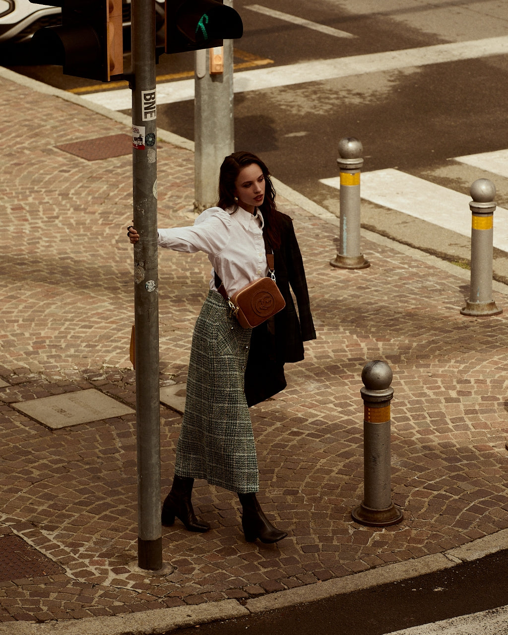 Grace woven elongated bag in braided calfskin