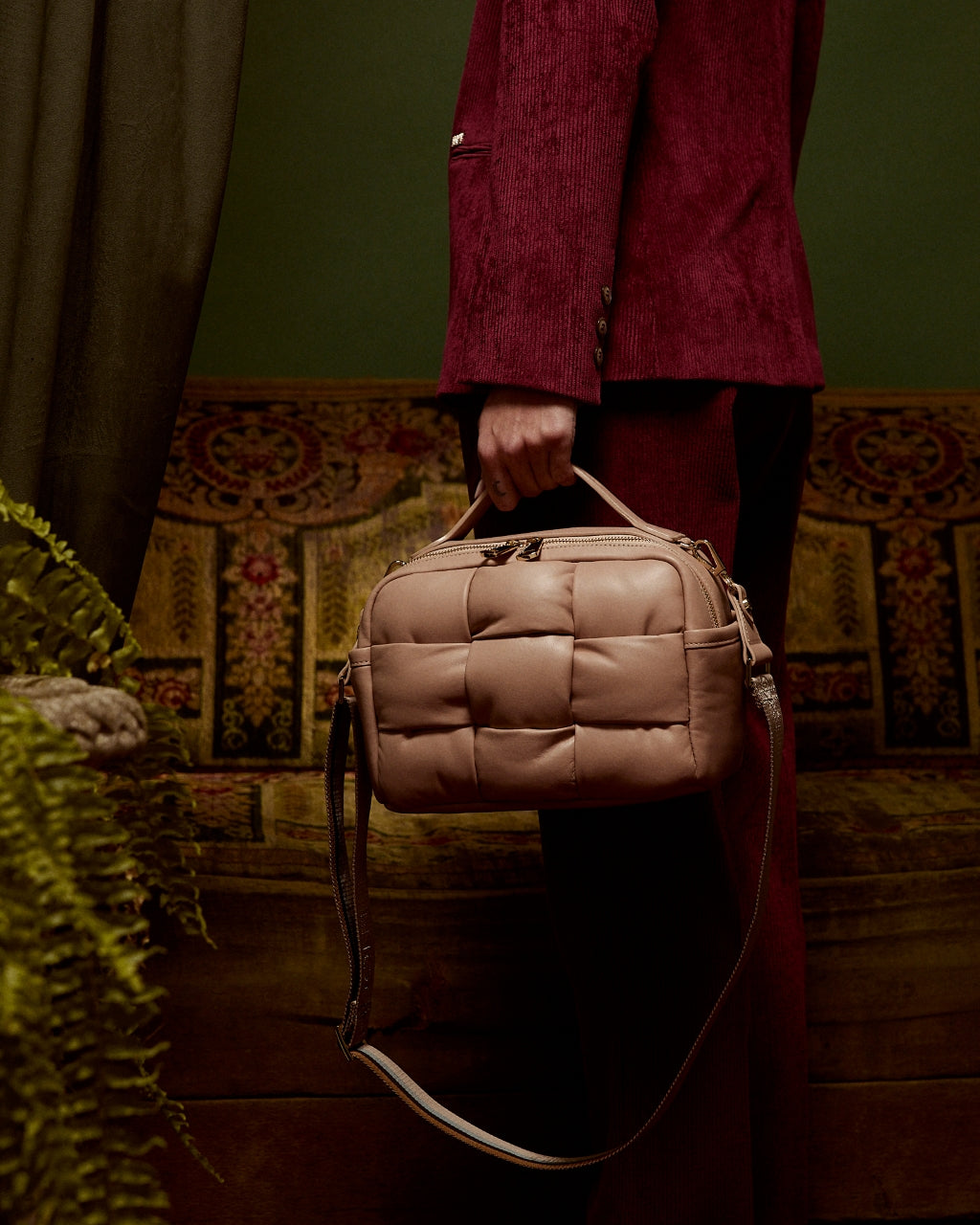 Greta Hatbox Nappa Handbag in Soft Lambskin Padded and Handwoven