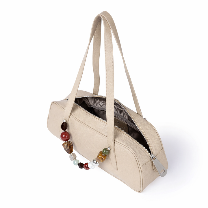 Grace Boule borsa allungata in vitello martellato con manico gioiello