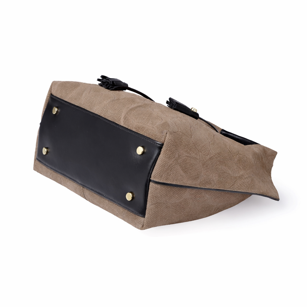 Grace woven elongated bag in braided calfskin