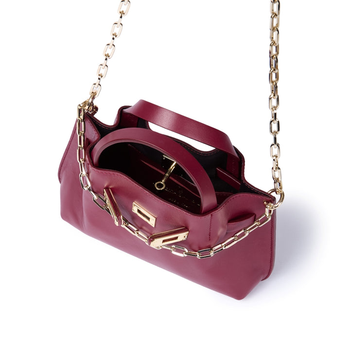 Sveva Mini – Smooth Leather Handbag with Extendable Shoulder Strap
