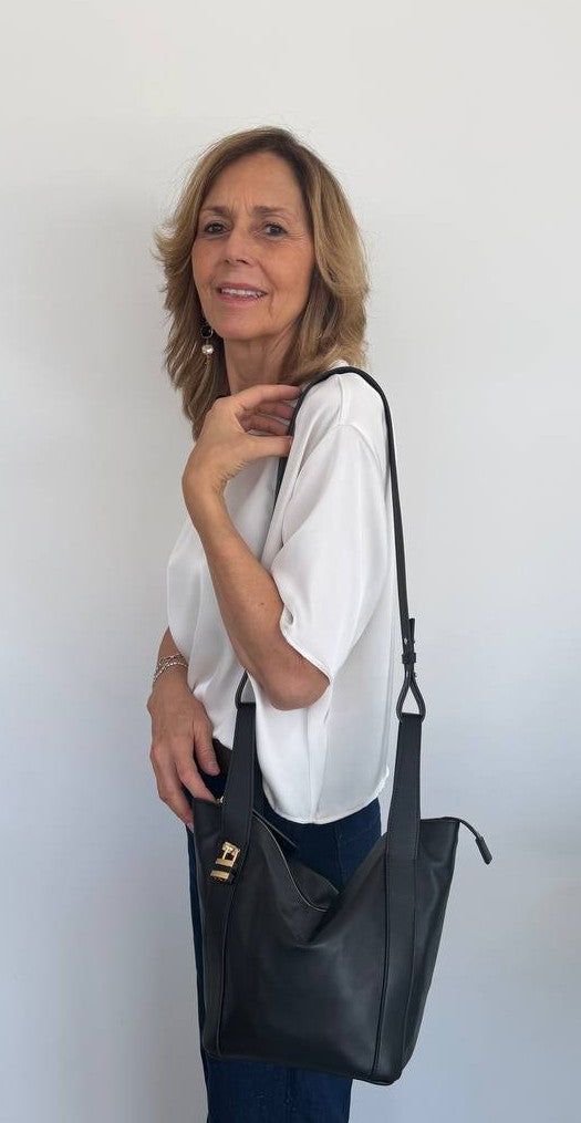 Holly small Borsa in vitello morbido 3 in 1 – trasformabile, elegante, funzionale