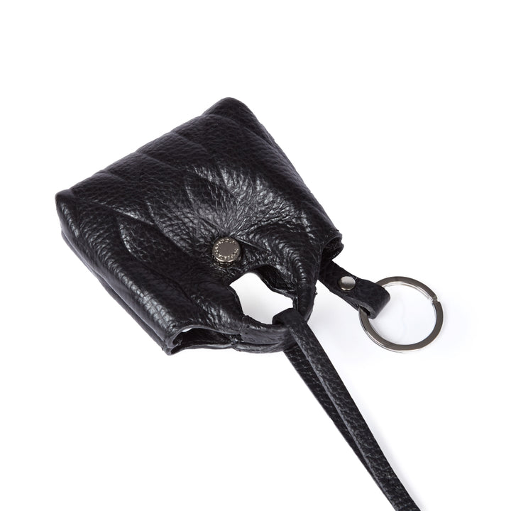 Porta air pods Alina charms in pelle stampa treccia con anella portachiavi