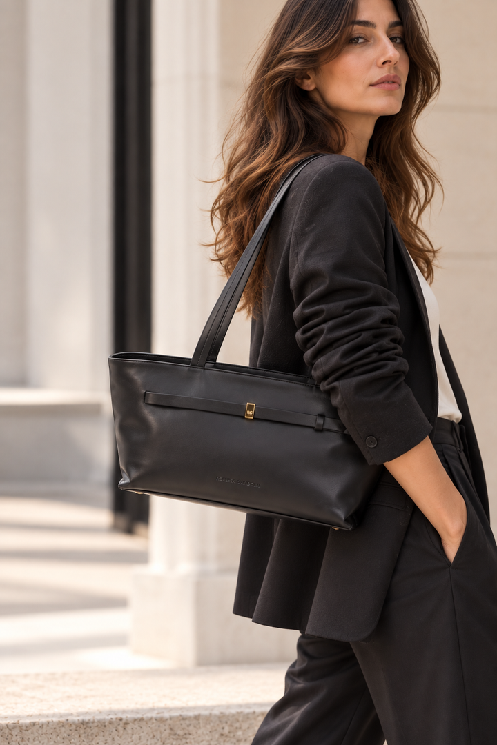 Sveva East-West – Smooth Calf Leather Shoulder Bag