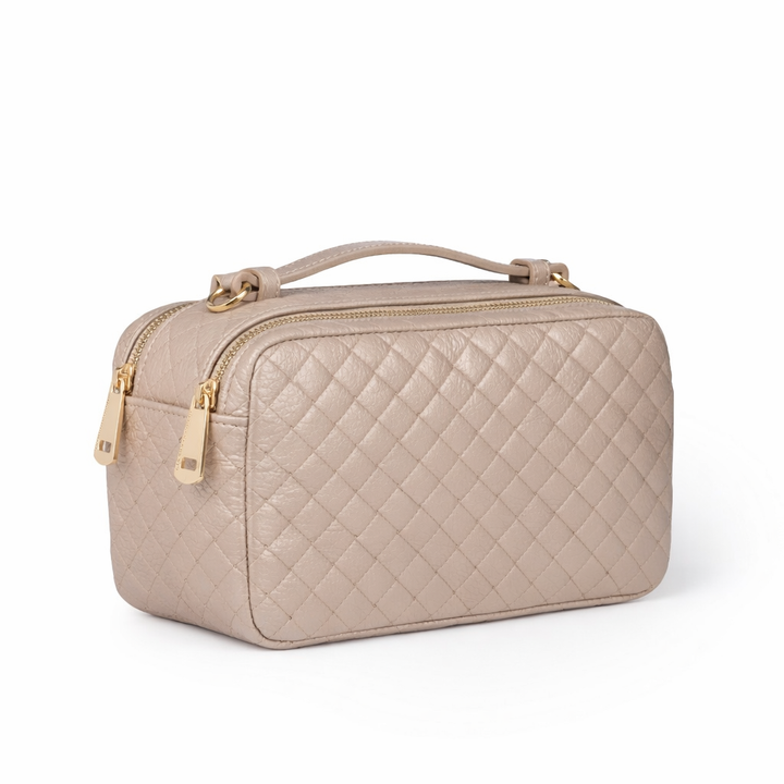 Brigida Woven camera leather bag with double compartment and gold chain shoulder strap with protective leather shoulder pad