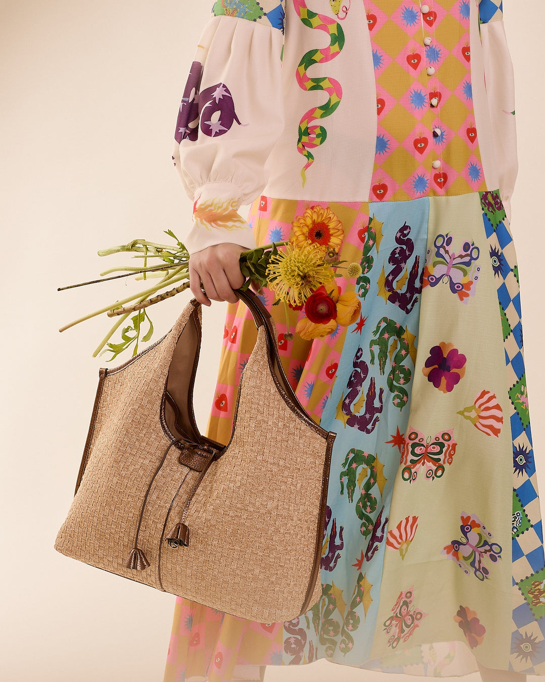 Viola Shopper in tessuto effetto rafia con finiture in pelle di vitello e tracolla staccabile