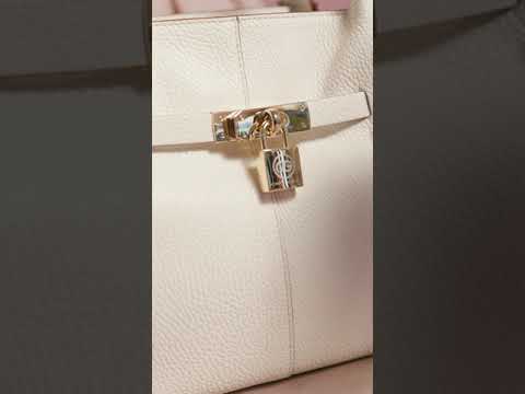Giorgia handbag leather bag with detachable and adjustable logoed shoulder strap