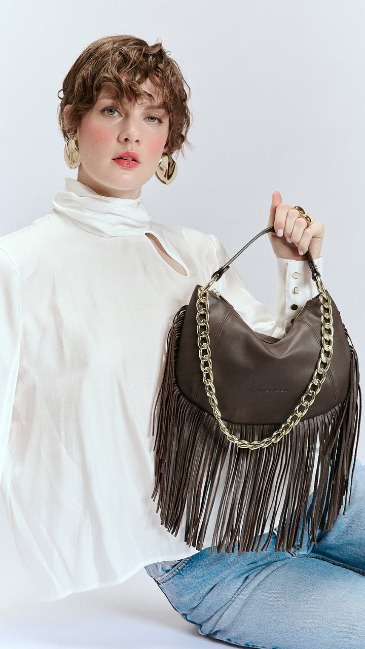 Kate Small – Leather hobo bag with long fringes and a removable gold chain