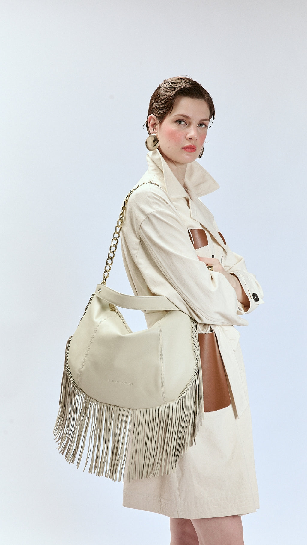 Kate – Leather Hobo Bag with Long Fringes and a Removable Gold Chain