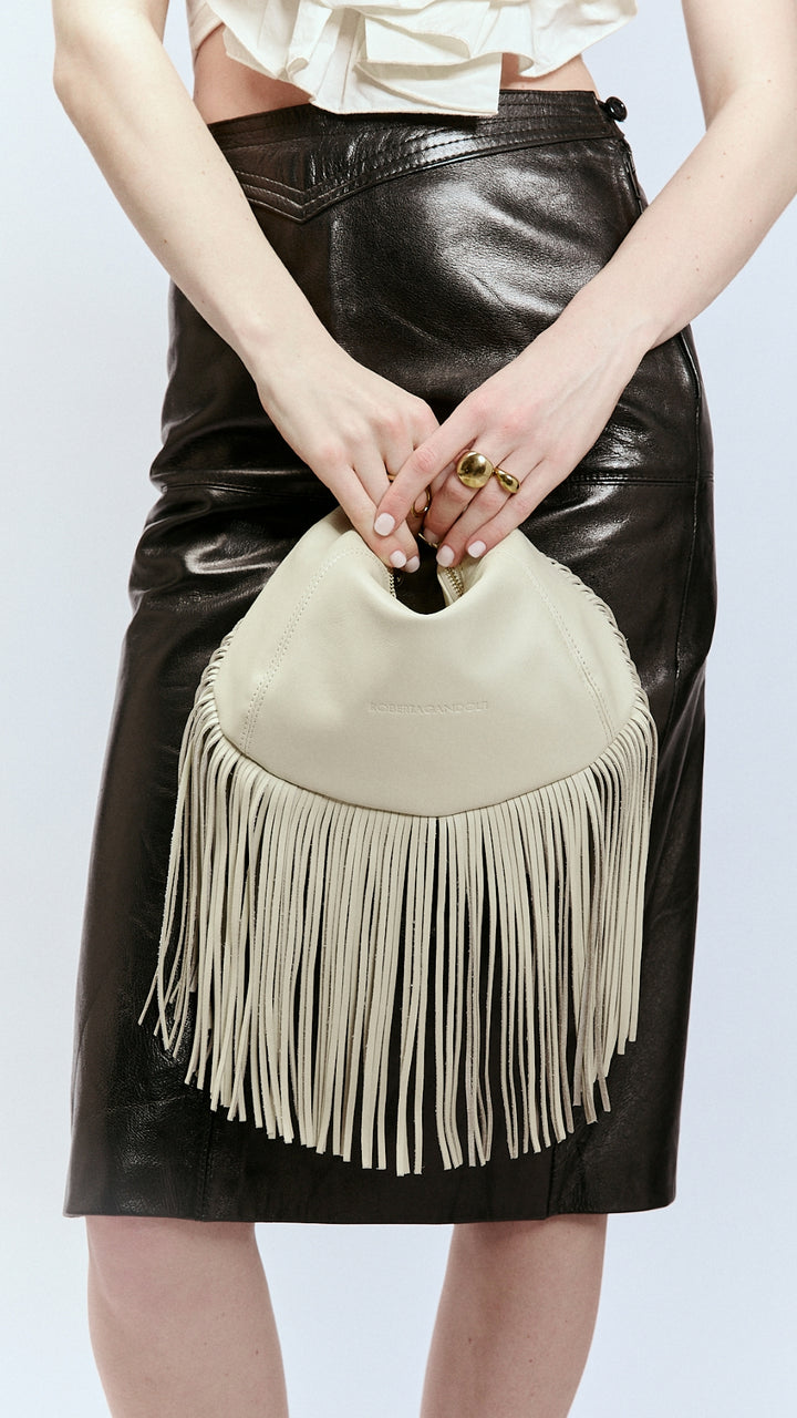 Kate Small – Leather hobo bag with long fringes and a removable gold chain