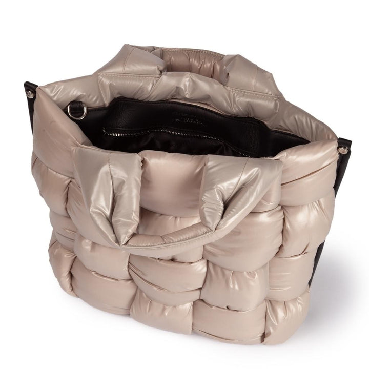 Greta large borsa in tessuto antigoccia imbottita ed intrecciata a mano con finiture in pelle