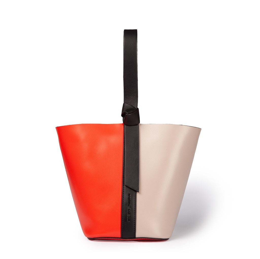 Cinzia Bucket small in pelle bicolor con tracolla staccabile